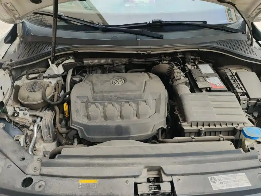 Volkswagen Tiguan L — миниатюра 10