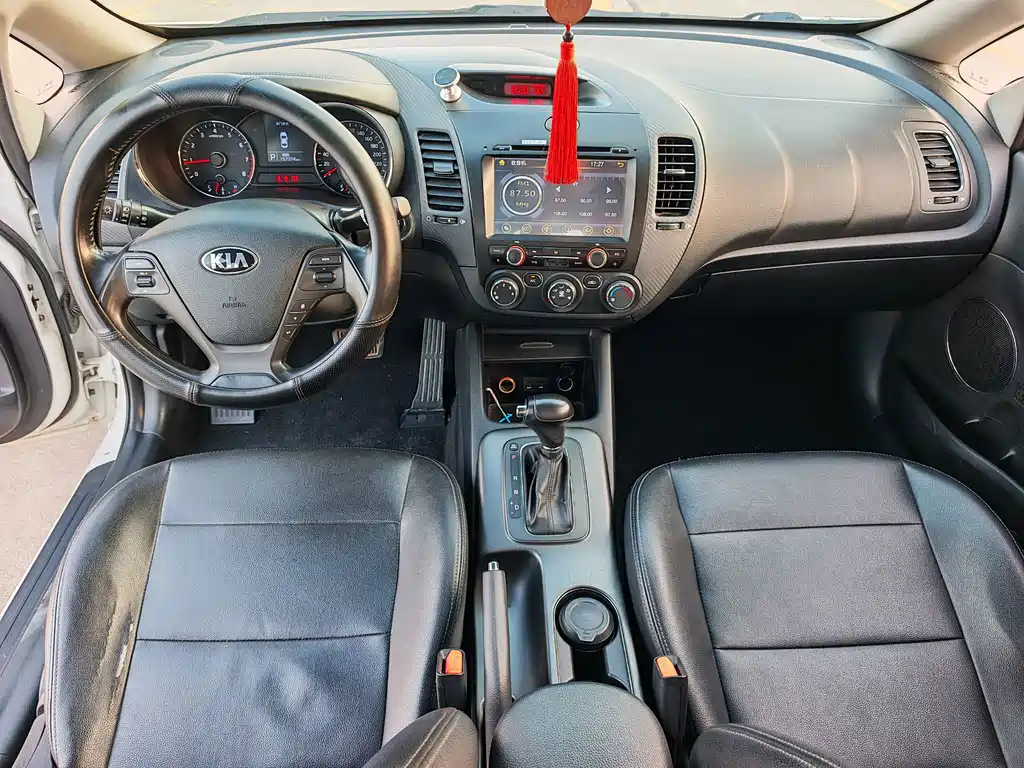 Kia K3 — миниатюра 11