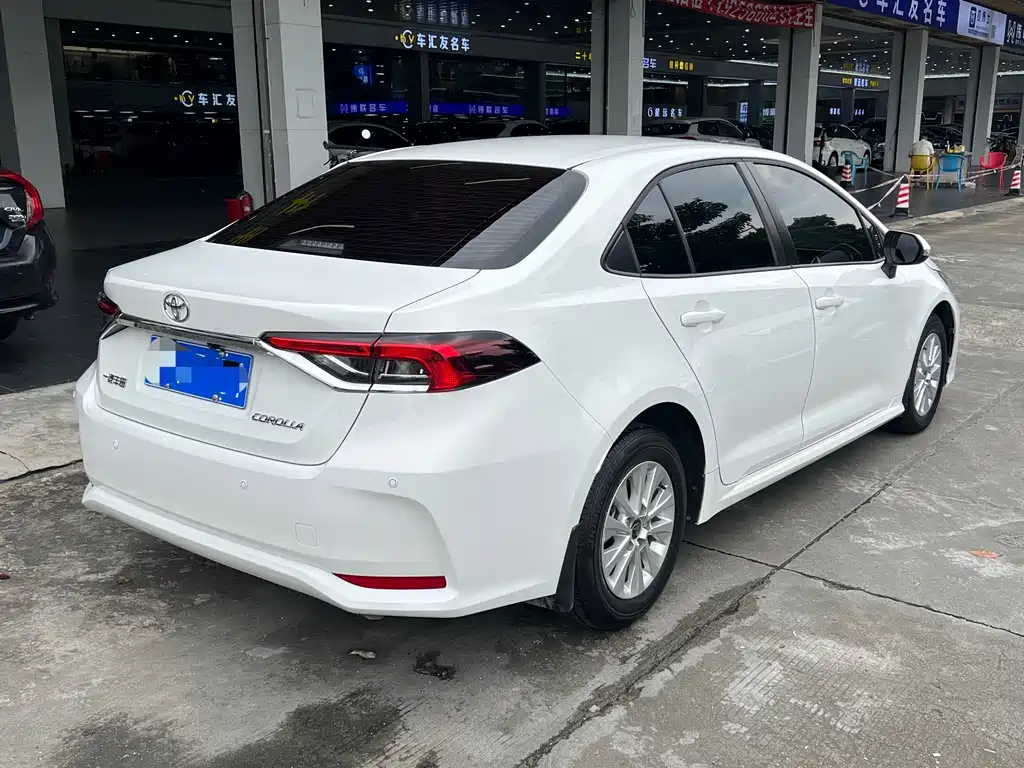 Toyota Corolla — миниатюра 4