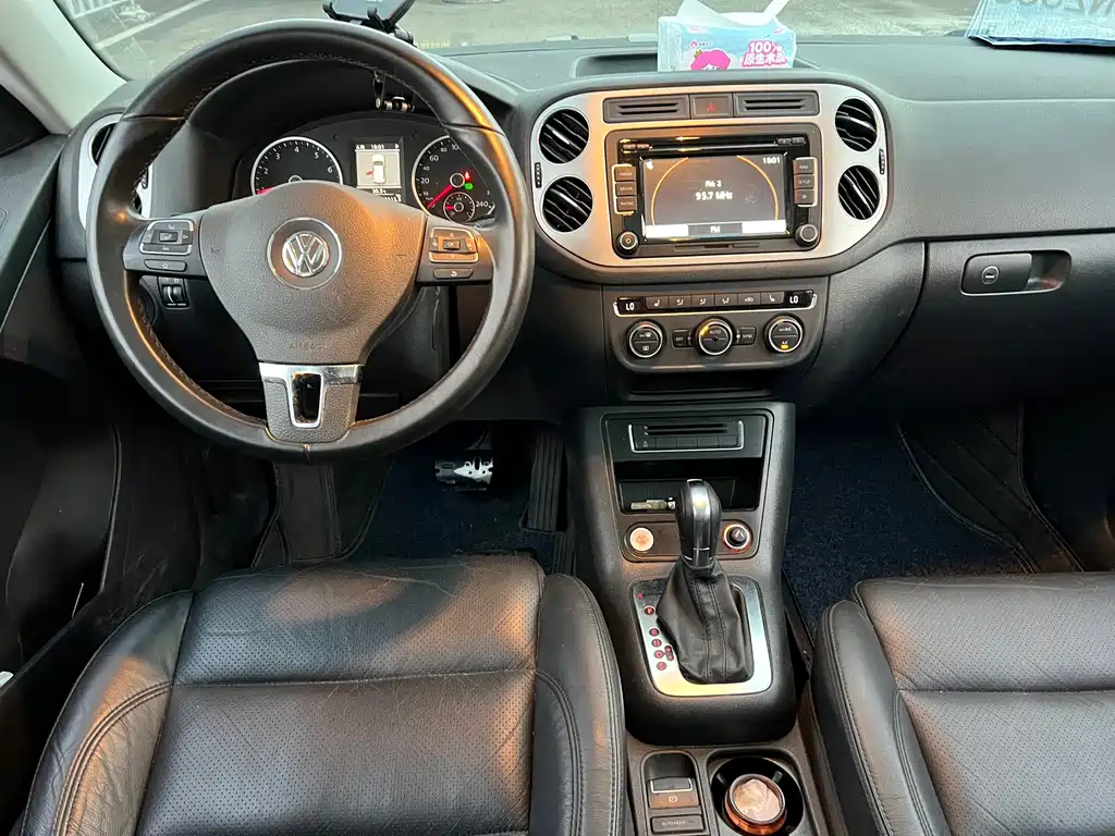 Volkswagen Tiguan — миниатюра 7