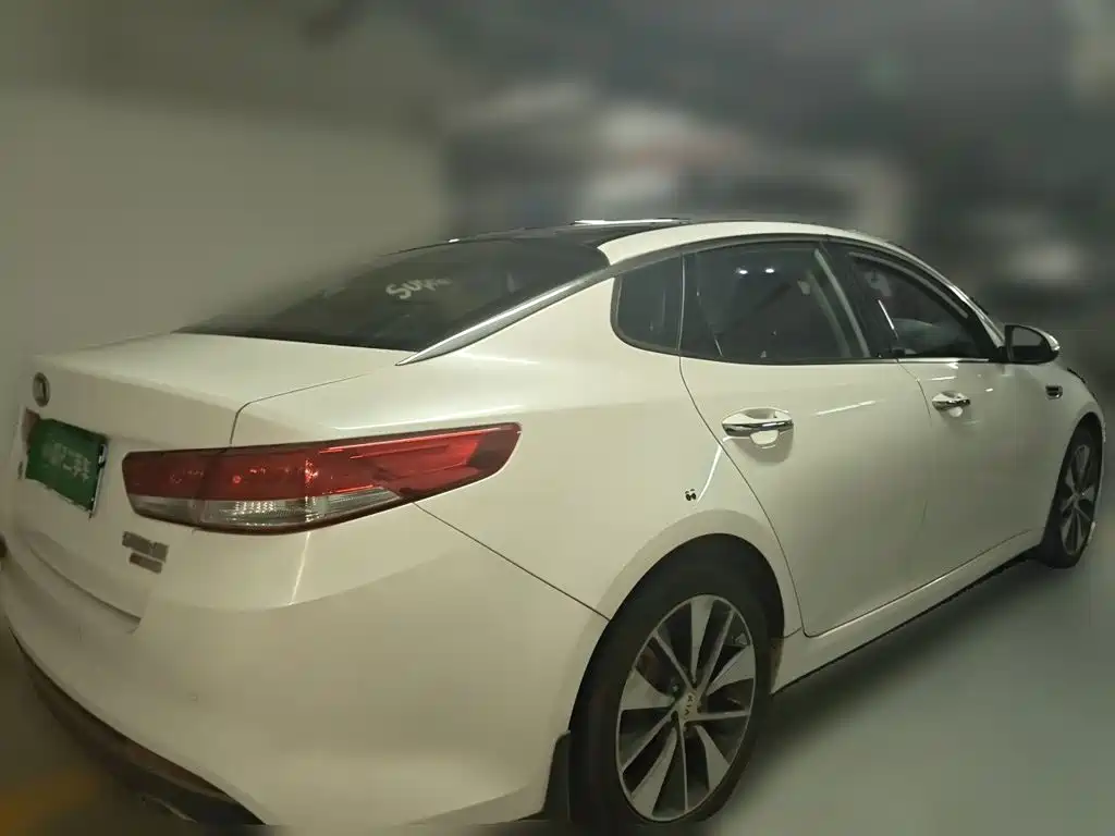 Kia K5 — миниатюра 6
