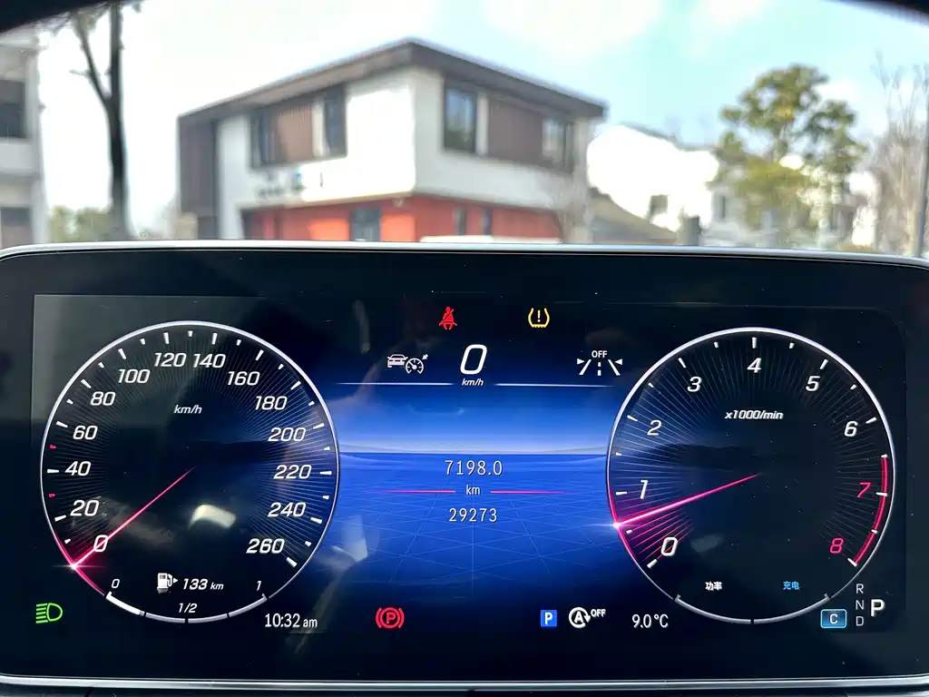 MERCEDES-BENZ C CLASS