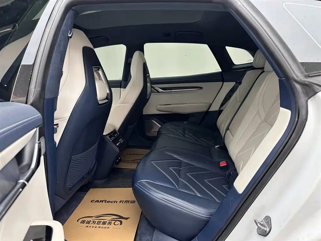 ZEEKR EXTREME KRYPTON 001