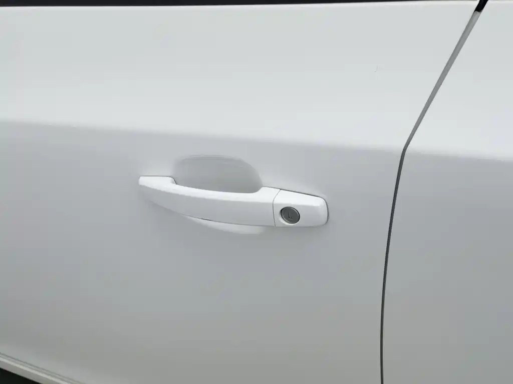 Chevrolet Cruze — миниатюра 18