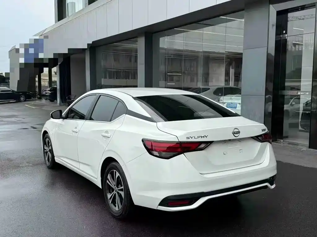 Nissan Sylphy — миниатюра 5