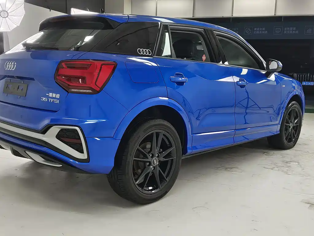 Audi Q2L 35 TFSI Progressive Dynamic Type, фото 4