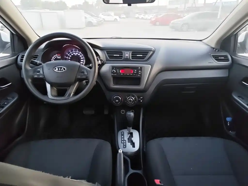 Kia K2 — миниатюра 10