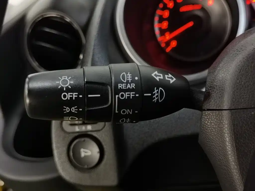 Honda Fit — миниатюра 21