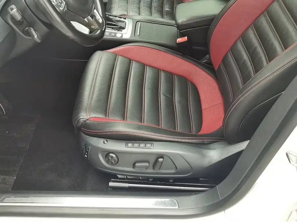 Volkswagen CC — миниатюра 20