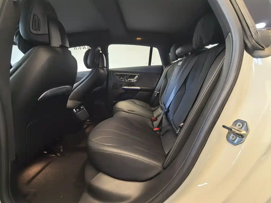 Mercedes-Benz EQE 2025 500 4MATIC