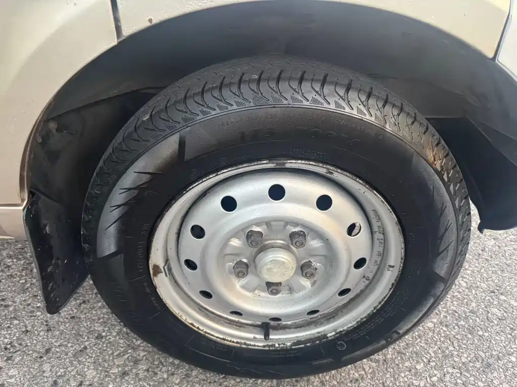 Wuling Rongguang — миниатюра 8