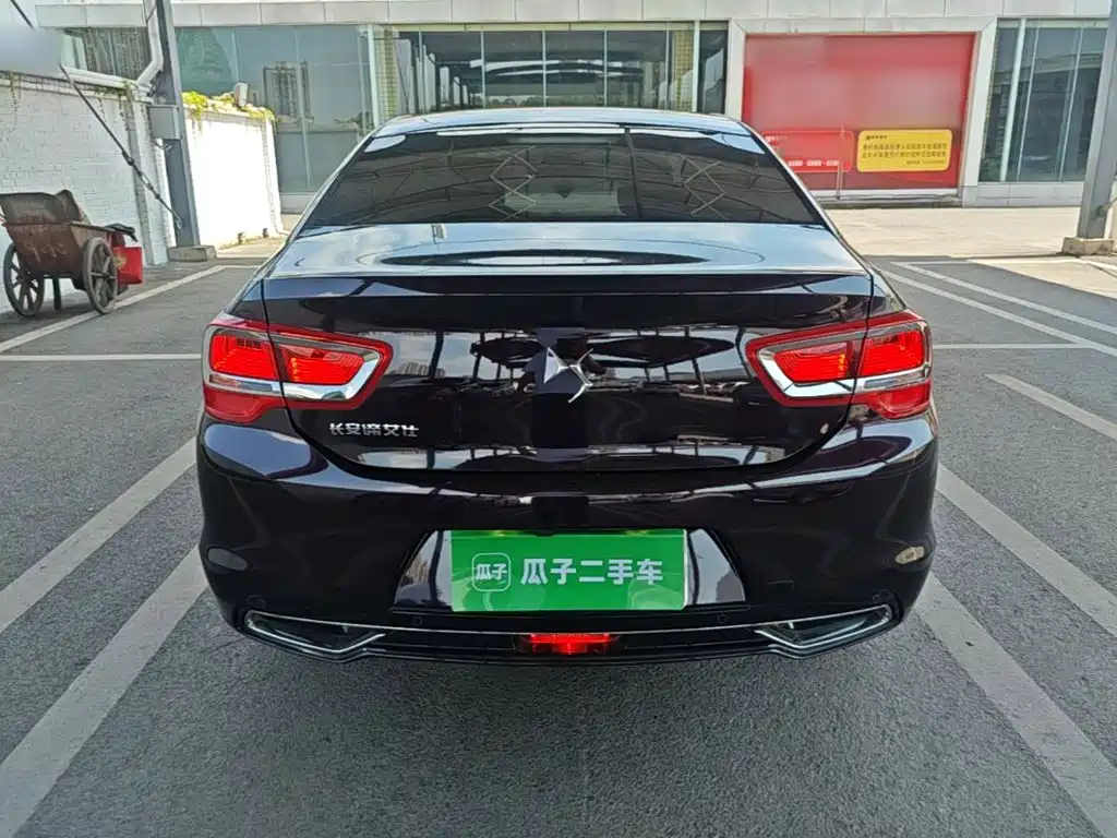 DS 5LS 2014 1.6T Luxury THP160