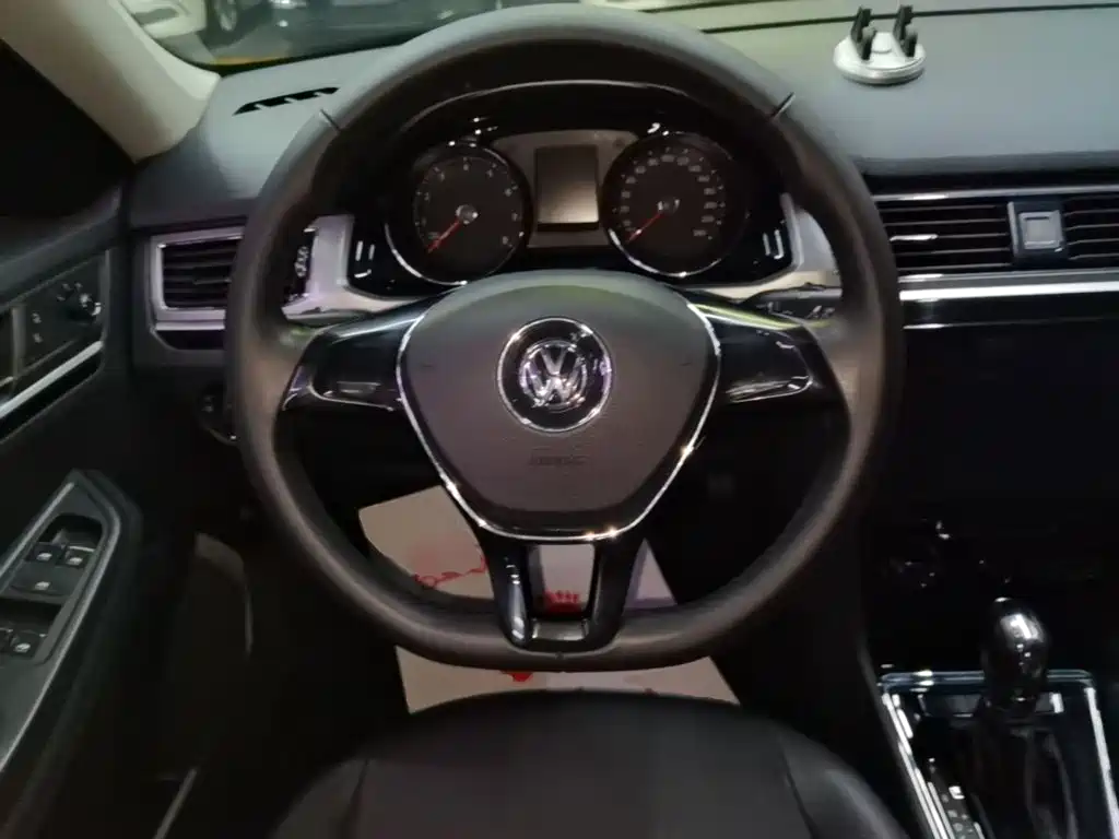 Volkswagen Bora — миниатюра 11