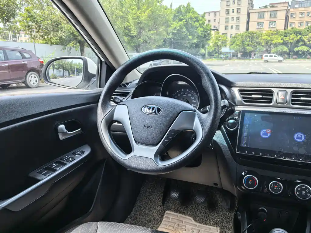 Kia K2 — миниатюра 9