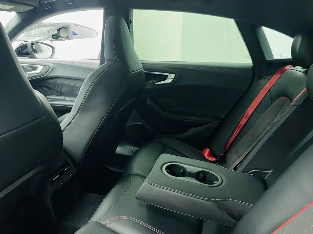 Audi A5L Sportback — миниатюра 12
