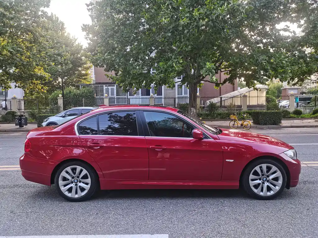 BMW 3 Series — миниатюра 6