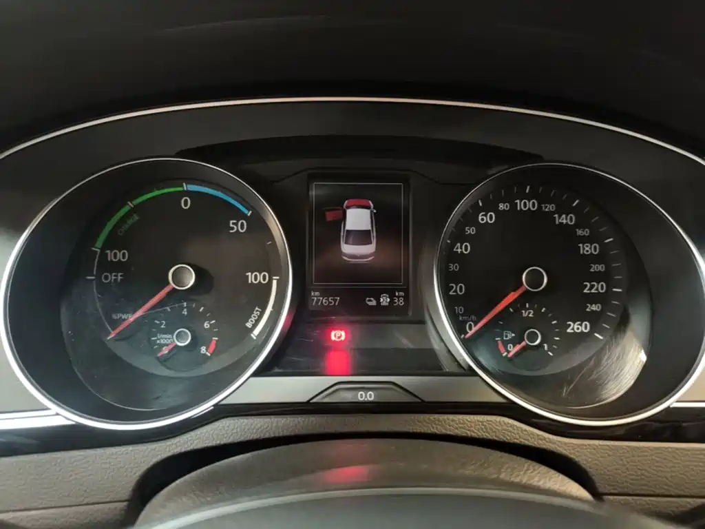 Volkswagen Magotan PHEV — миниатюра 12