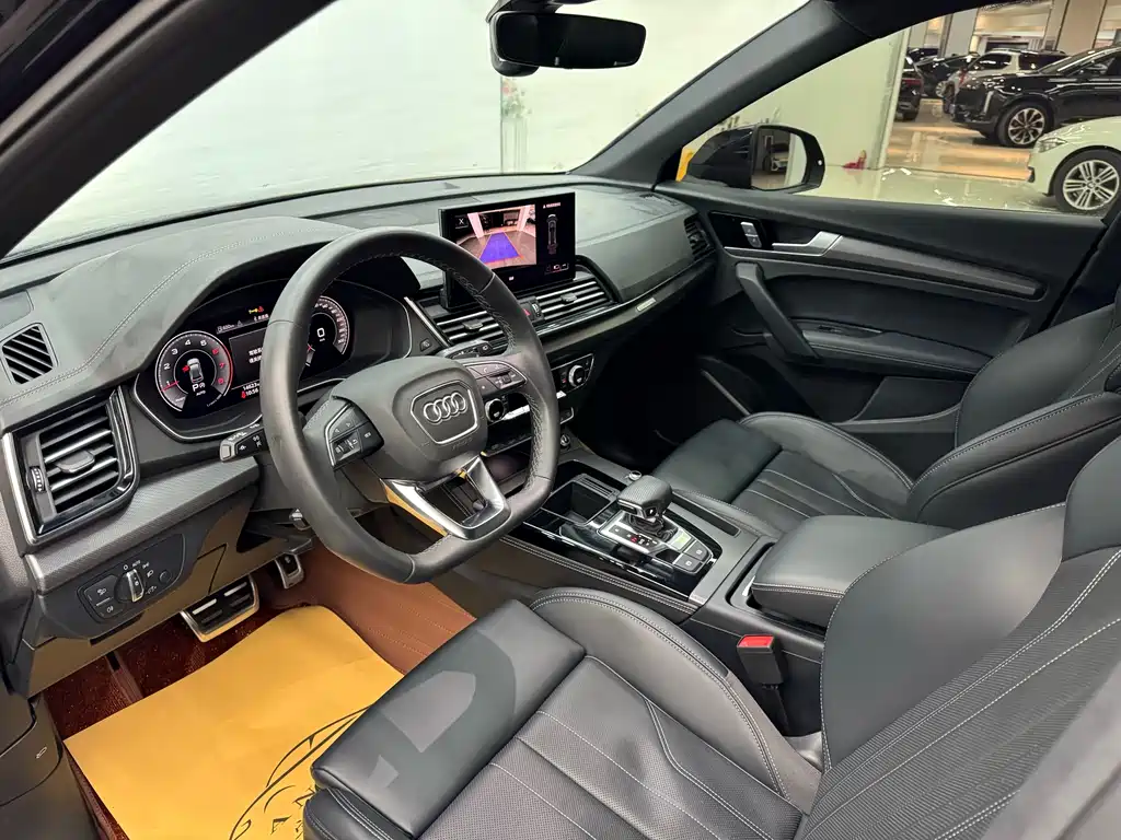 Audi Q5L 2024 40 TFSI Luxury