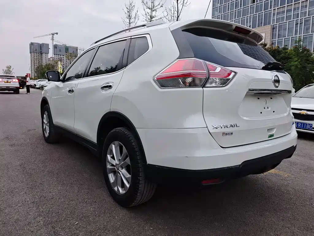 Nissan X-Trail — миниатюра 9