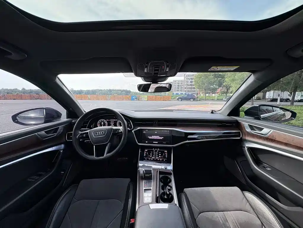 Audi A6L 2023 45 TFSI quattro
