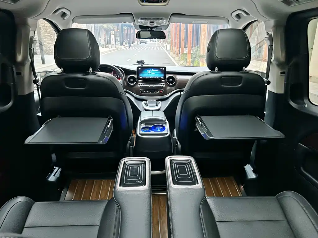 MERCEDES-BENZ V CLASS