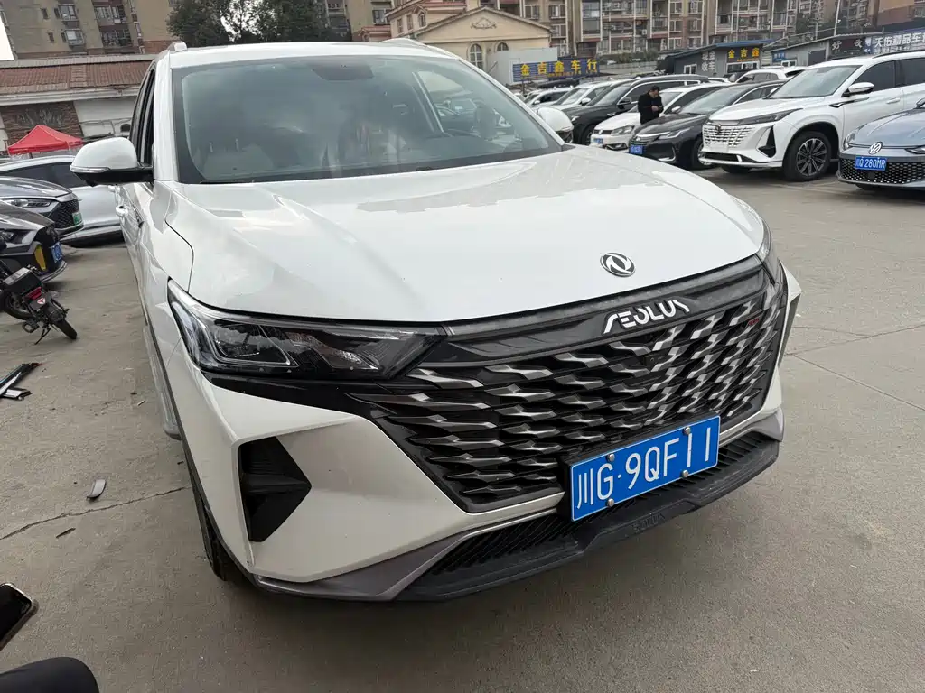DONGFENG AX7
