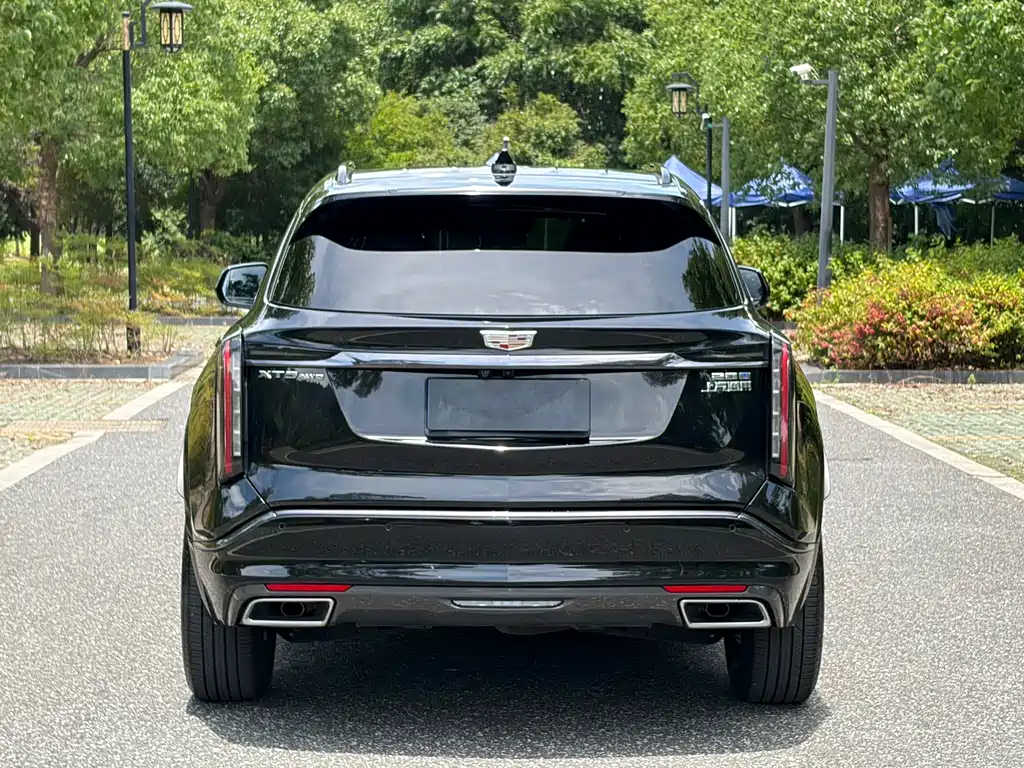 Cadillac XT5 2025 2.0T Luxury