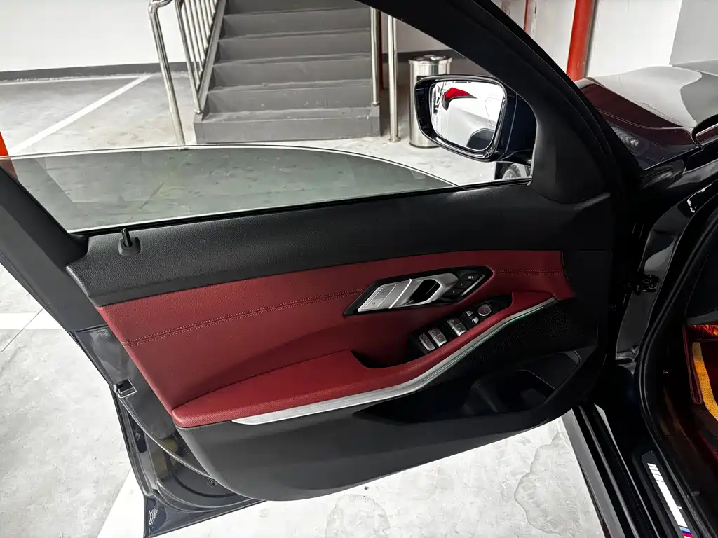 BMW 3 Series — миниатюра 7