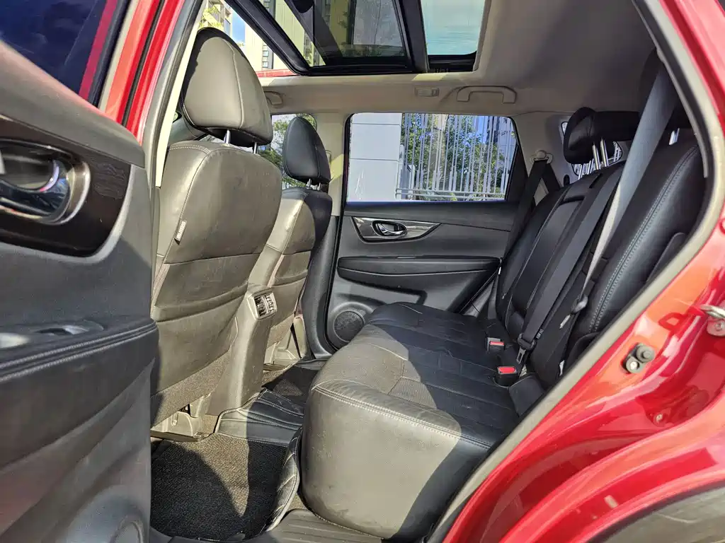 Nissan X-Trail — миниатюра 16