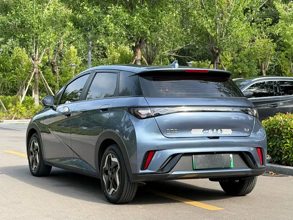 BYD Dolphin 2025 420km Freedom