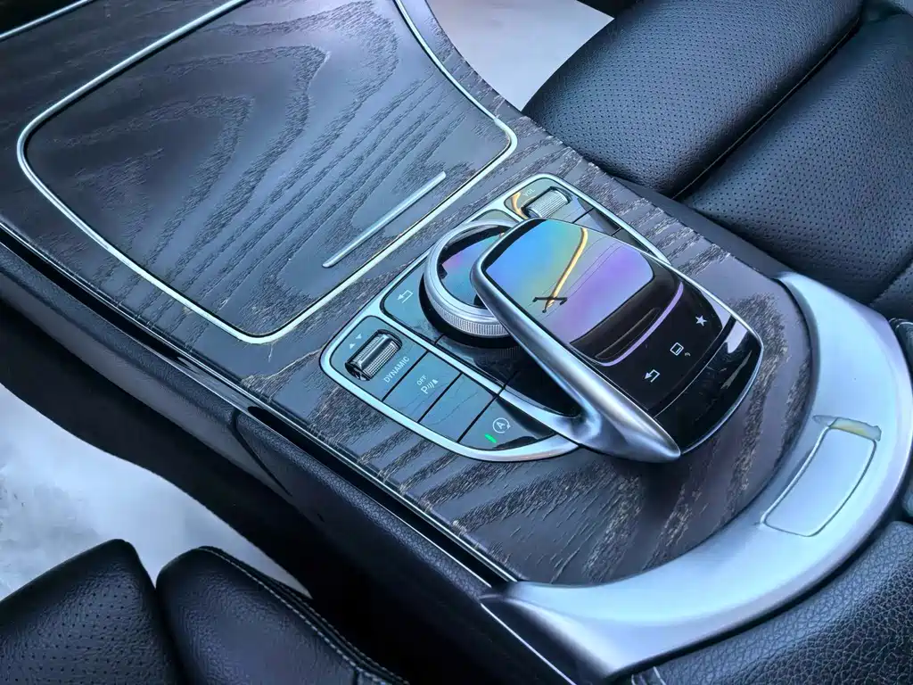Mercedes-Benz C-Class — миниатюра 9