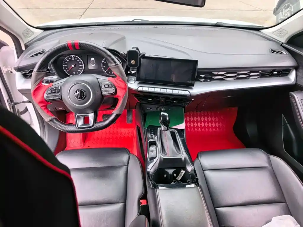 MG MG5 — миниатюра 10