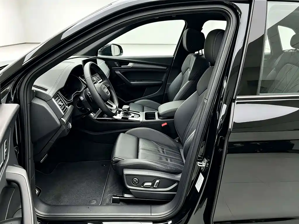 Audi Q5L — миниатюра 3