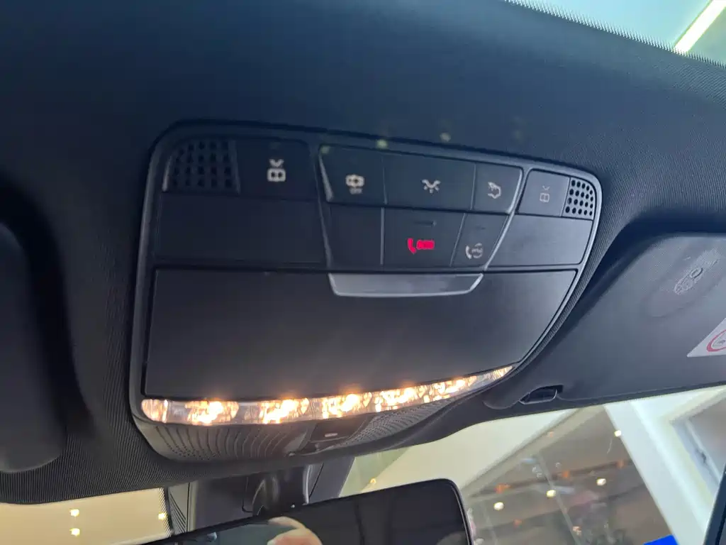Mercedes-Benz GLC — миниатюра 18