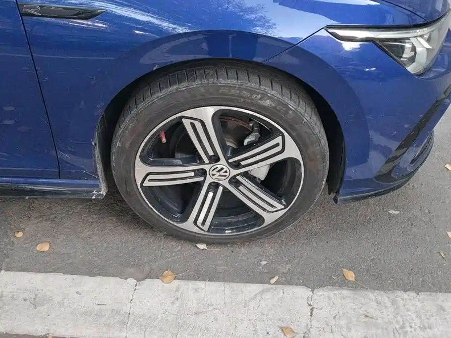 Volkswagen Golf — миниатюра 6