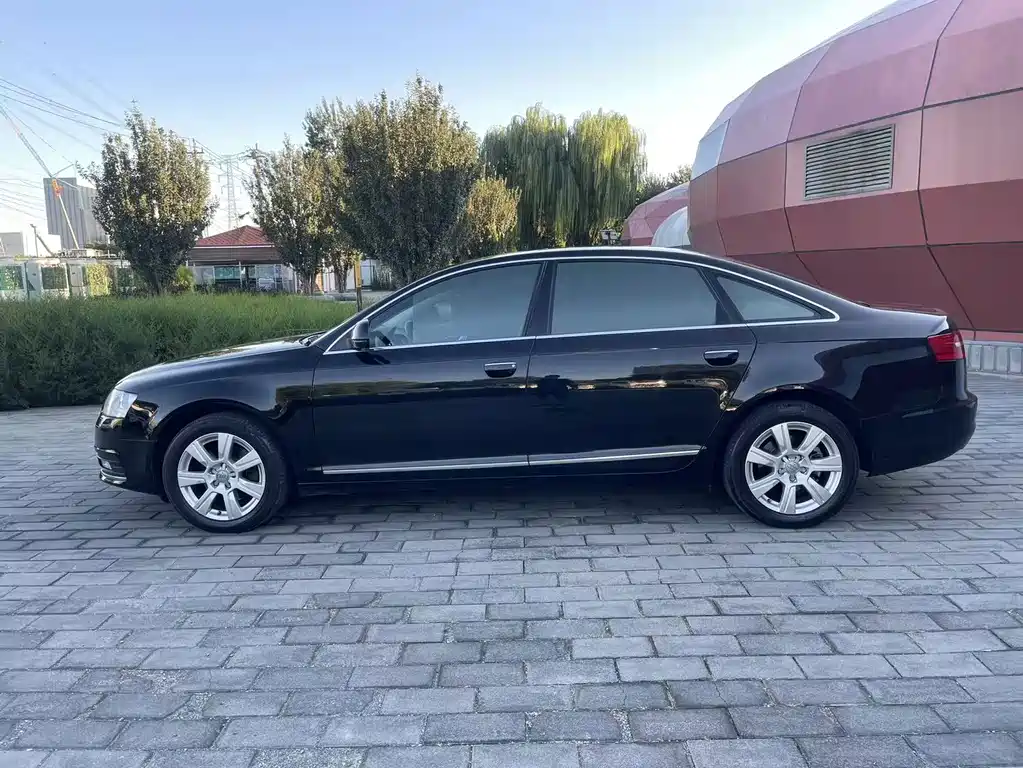 Audi A6L — миниатюра 5
