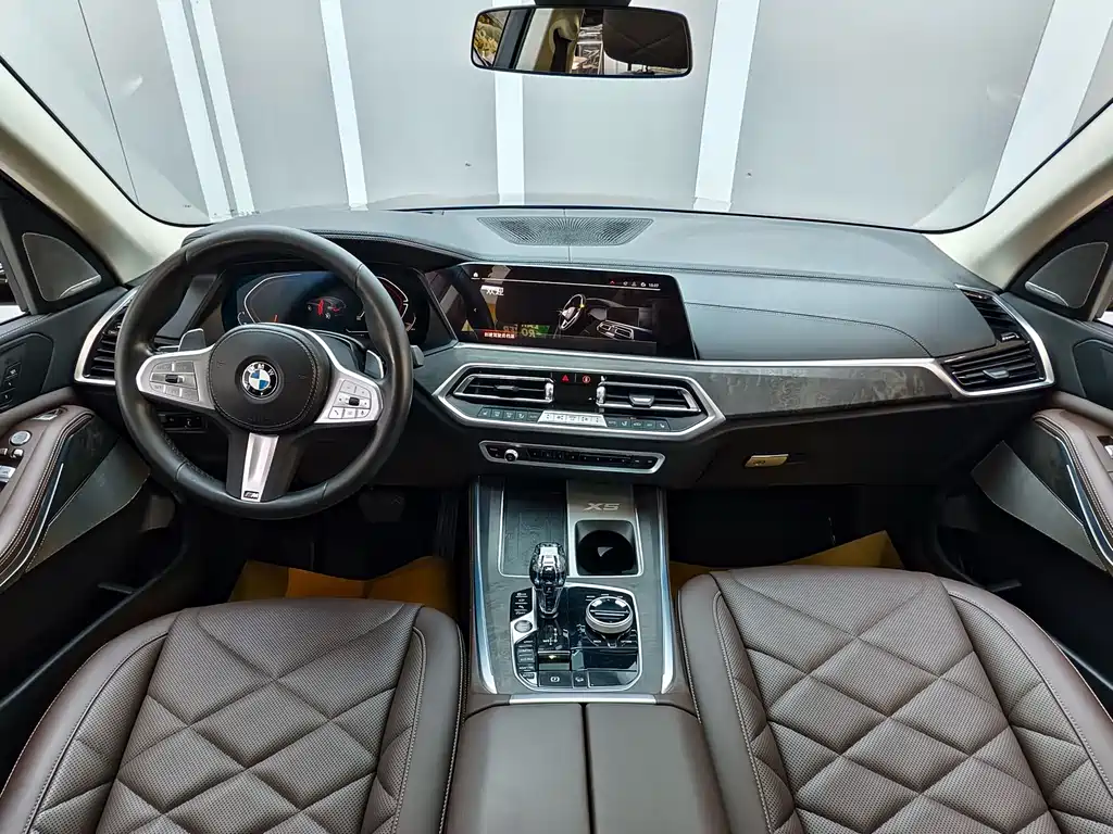 BMW X5 — миниатюра 8