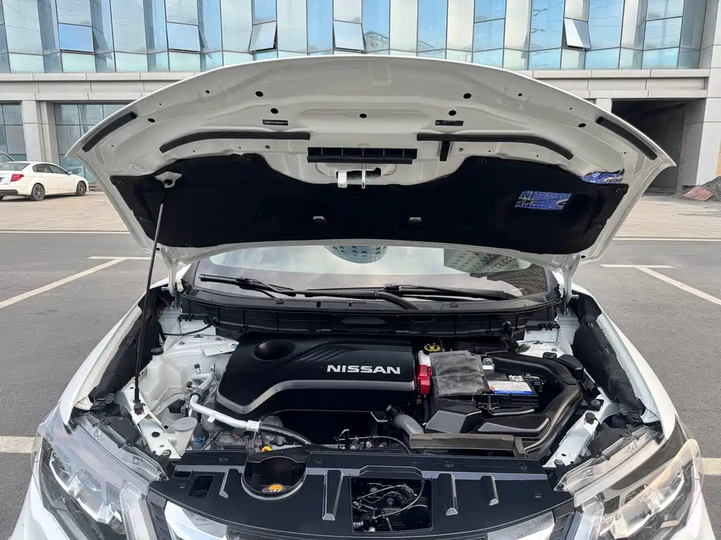 Nissan X-Trail — миниатюра 17
