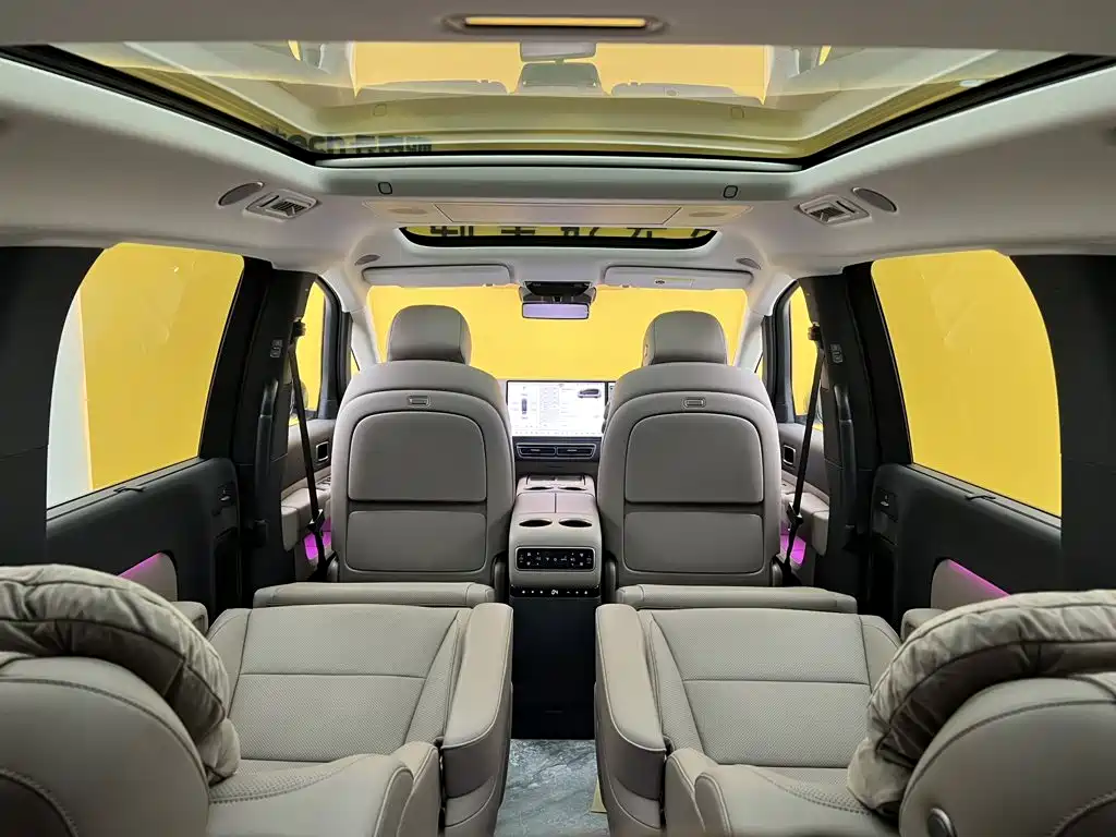 Li Auto Li MEGA — миниатюра 35