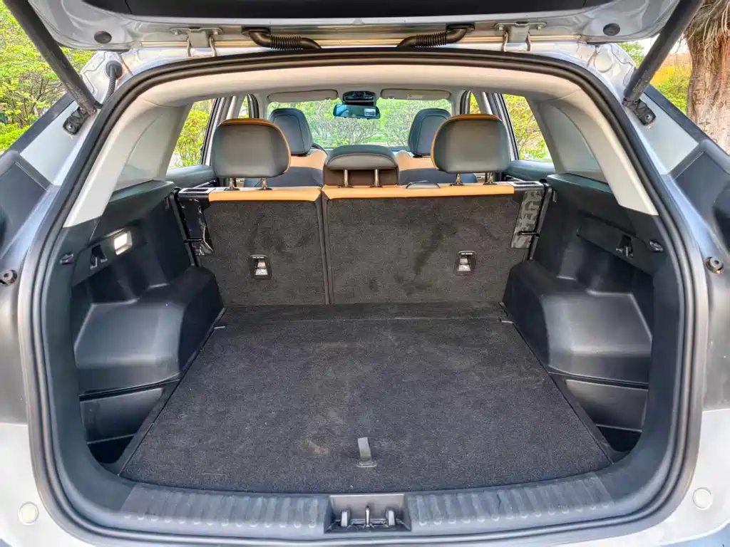 Geely Boyue L — миниатюра 18