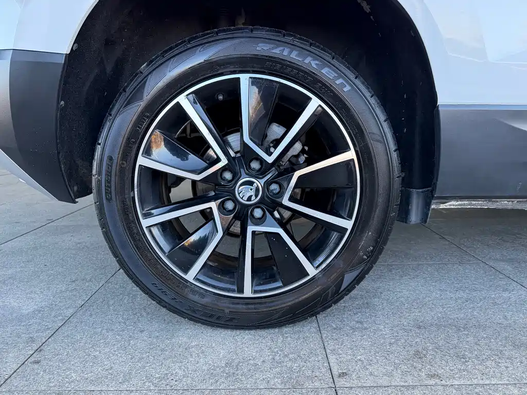 Skoda Karoq — миниатюра 28