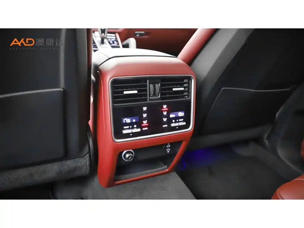 Porsche Cayenne — миниатюра 9