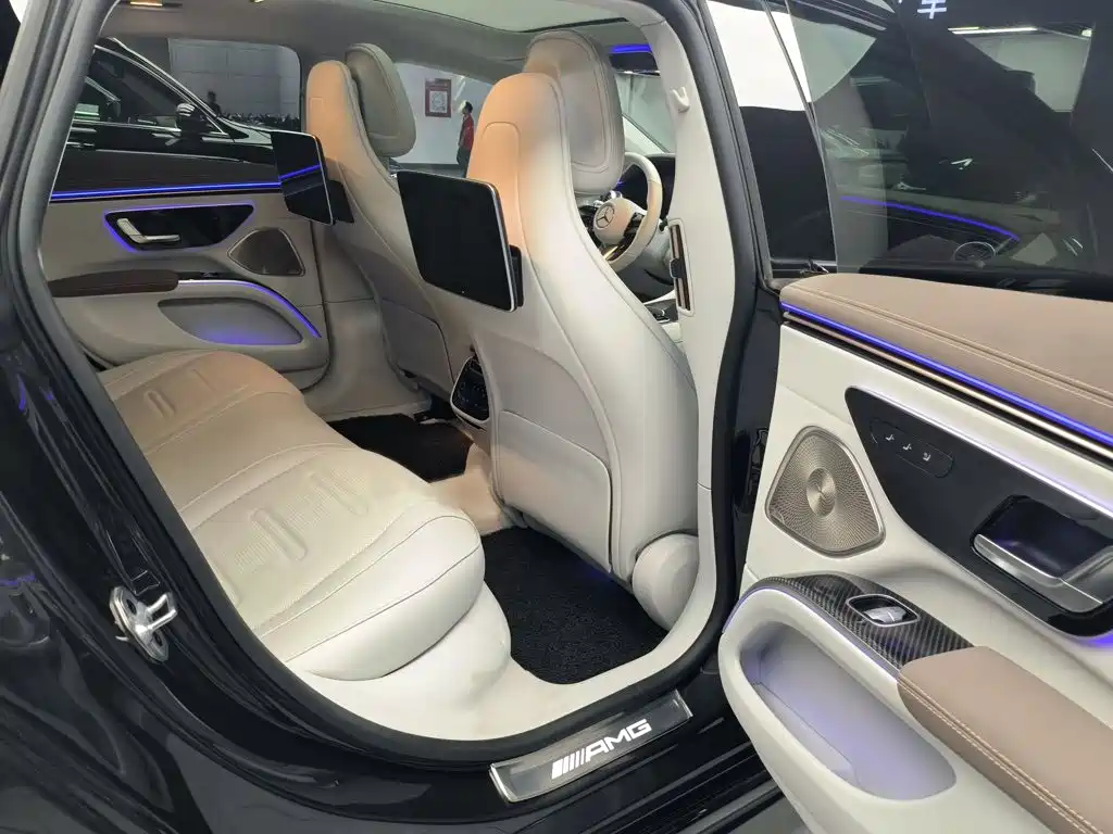 Mercedes-Benz EQS AMG — миниатюра 4