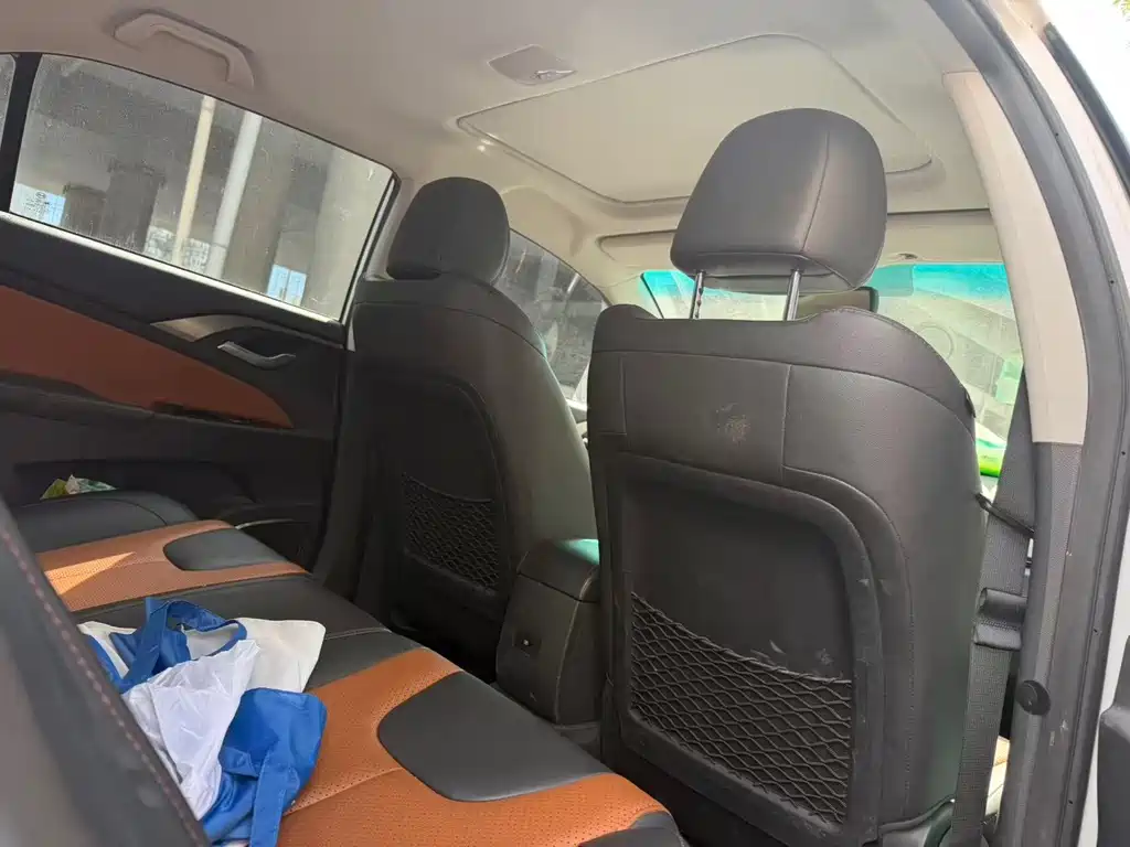 BYD Qin NEV — миниатюра 11