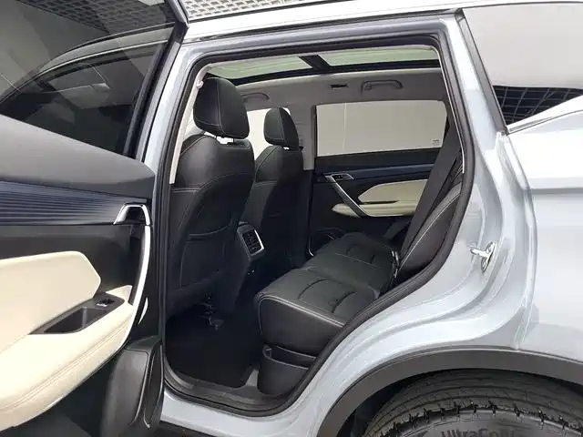 Geely Boyue — миниатюра 10