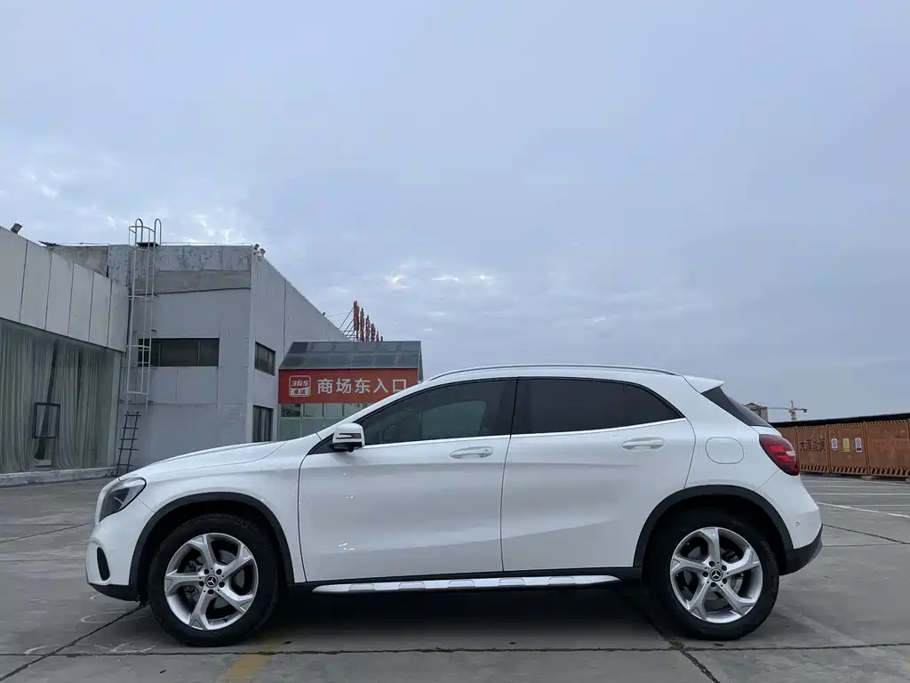 Mercedes-Benz GLA 2019 GLA 200