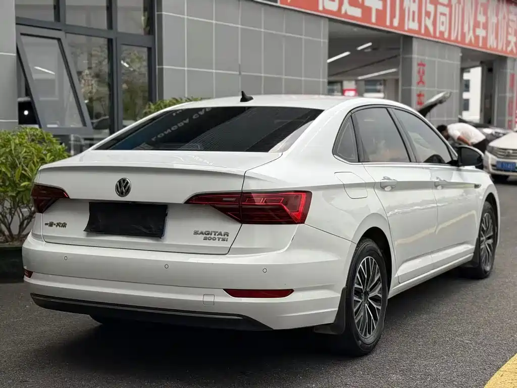 Volkswagen Sagitar — миниатюра 9