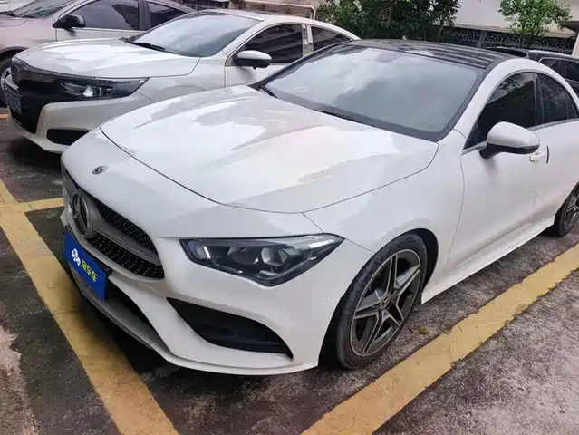MERCEDES-BENZ CLA