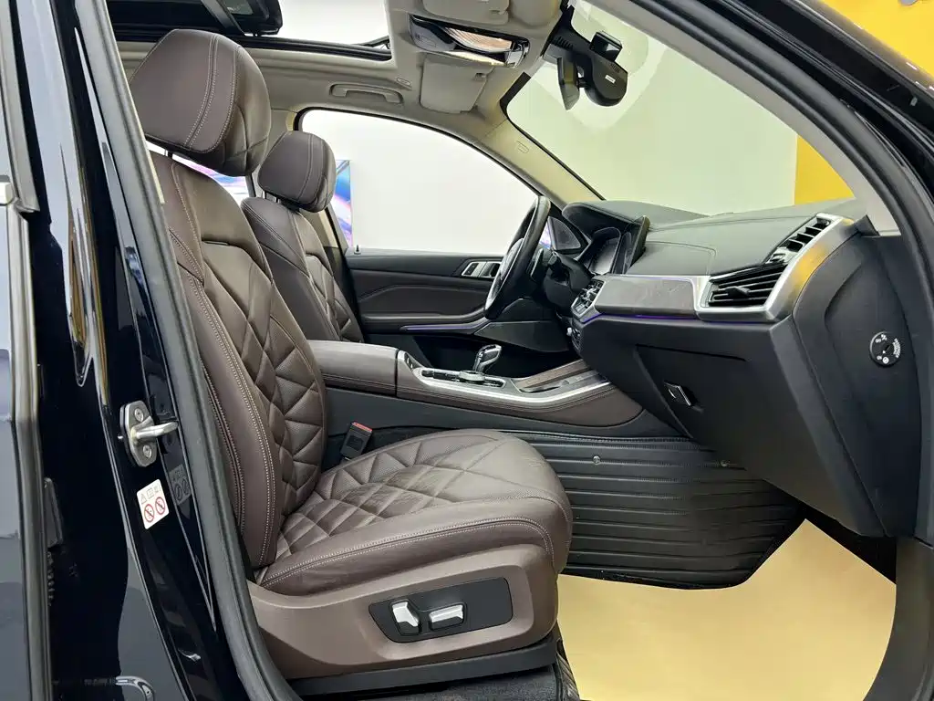 BMW X5 — миниатюра 22