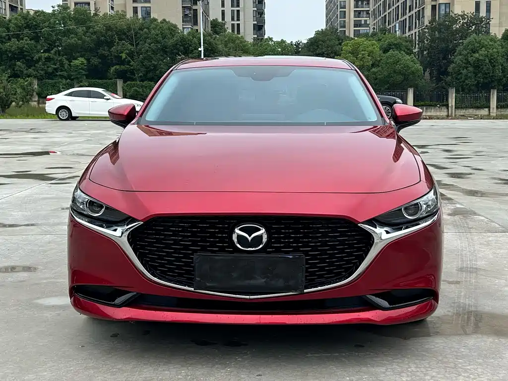 Mazda 3 Axela - фото 2